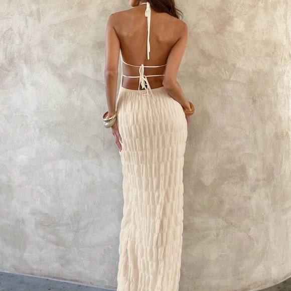 Veloura Halter Maxi Dress Apricot Backless Pleated Elegant Bodycon - Picture 4 of 7